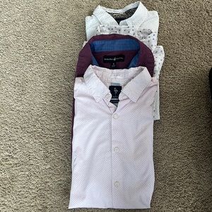Bundle  of 4 teen short sleeve shirts. Size S